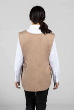 Load image into Gallery viewer, Uncommon Threads Khaki Cobbler Apron (2 Pockets)