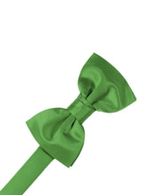Load image into Gallery viewer, Cardi Pre-Tied Kelly Luxury Satin Bow Tie