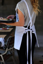Load image into Gallery viewer, Cardi / DayStar Silver Deluxe Criss Cross Bib Apron (3 Pockets)